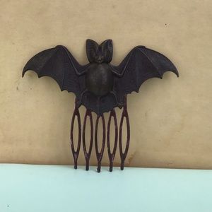 Bat Hair Comb